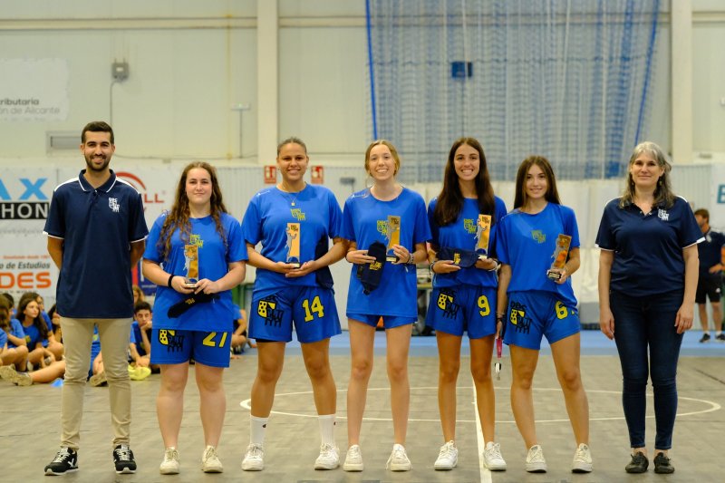 GALERIA DE FOTOS de la clausura de otra gran temporada del Dénia Bàsquet Club y la escuela GALERIA DE FOTOS de la clausura de otra gran temporada del Dénia Bàsquet Club y la escuela